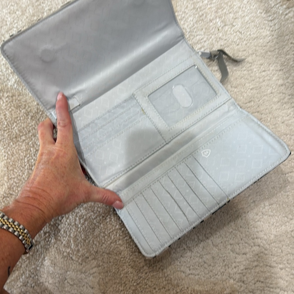 Vera Bradley wallet - Picture 2 of 3